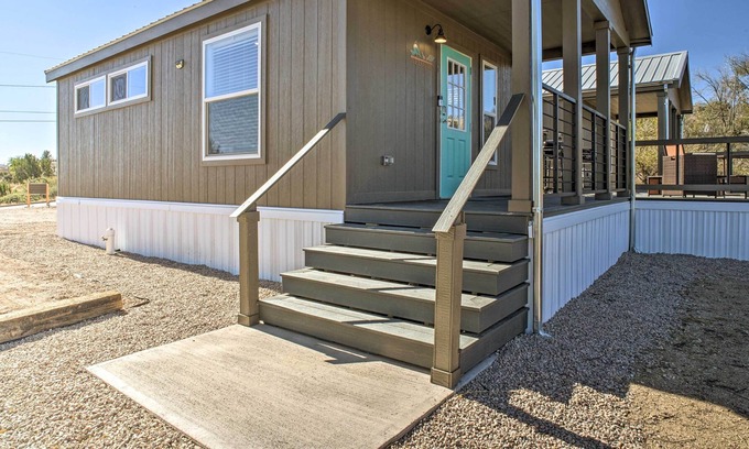 Tyrone House | ‘The Quail’ - Silver City Retreat with Views!