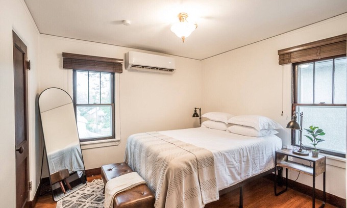 Sioux Falls Apartment | The Quaint Quarter - Sioux Falls Luxury Retreat