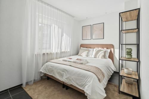 Neuhausen am Rheinfall Apartment | The R Apartment Mittelfelsen - Quiet, Free Parking