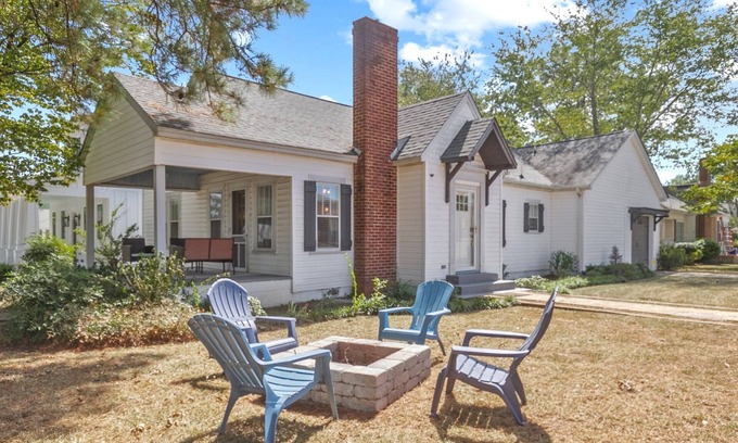 Northport House | The Rambler - Beautiful Ranch Style Home 2 Miles from UA Campus!