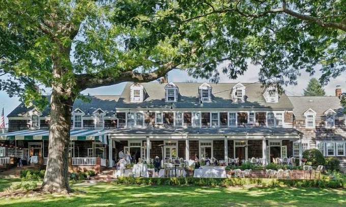 Shelter Island Heights Hotel | The Rams Head Inn