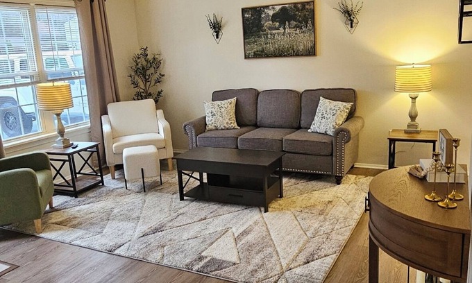 Howland Corners House | The Ranch on Raccoon with AC, wifi, deck, 2 car garage -near Avalon Grand Resort