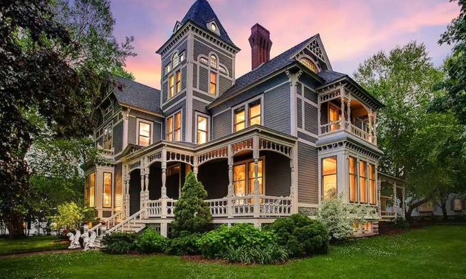 Hudson House | The Real Magic House in Historic Hudson, WI!
