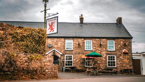 Llangynidr Bed & Breakfast | The Red Lion Llangynidr