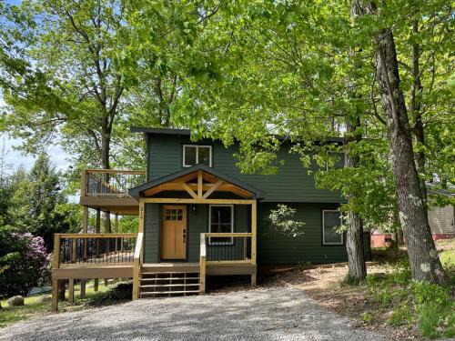 Alpine Lake House | The Refuge - Carterroque