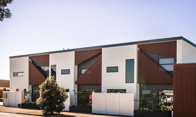 Fitzroy Apartment | The Residence Apartment 3 50 Sky