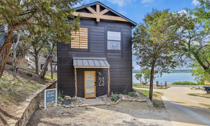 Graford House | The Retreat 23: Beneath the Stars