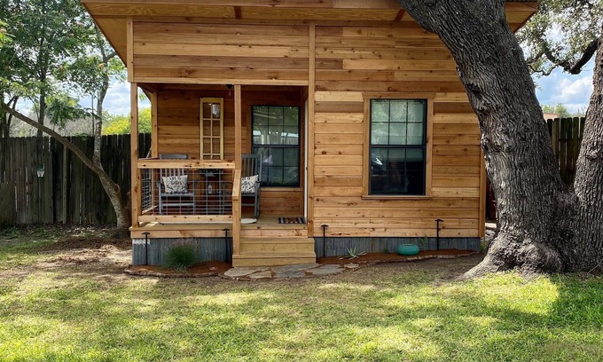 Boerne Cabin | The Retreat at Hill View