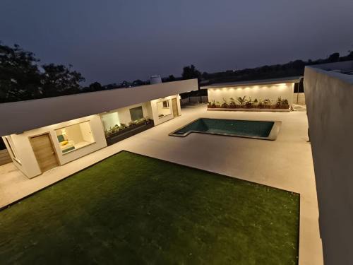 Chevella Villa | The Retreat by R&S