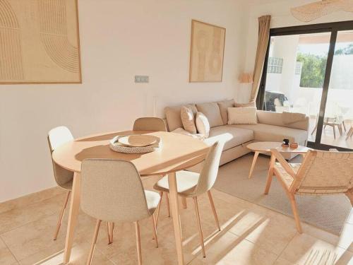 Vera Apartment | The Retreat, Valle del Este Modern Apartment