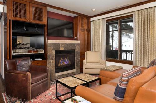 Aspen House | The Ritz-Carlton Club 3 BR Residence White River 2301, Ski-in & Ski-out Resort in Aspen Highlands
