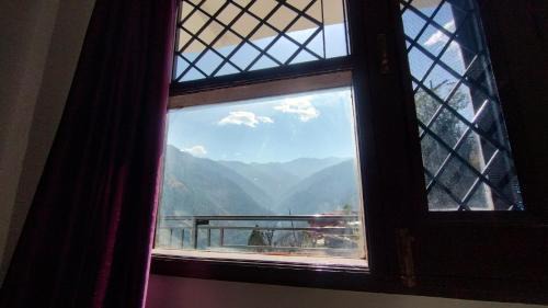 Kotgarh House | The Roadside Retreat - NH5