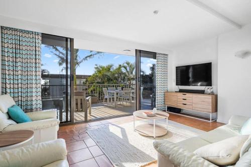 Currumbin Apartment | The Rocks Resort Unit 2i