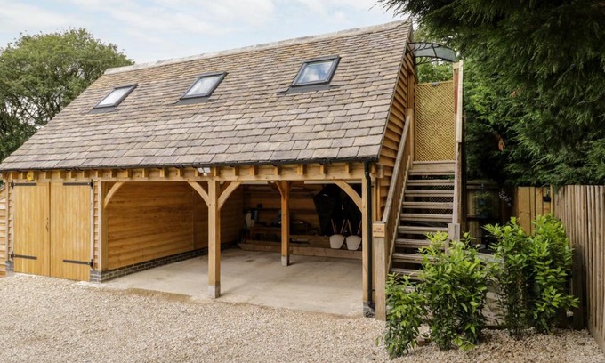 Burford House | The Rookery