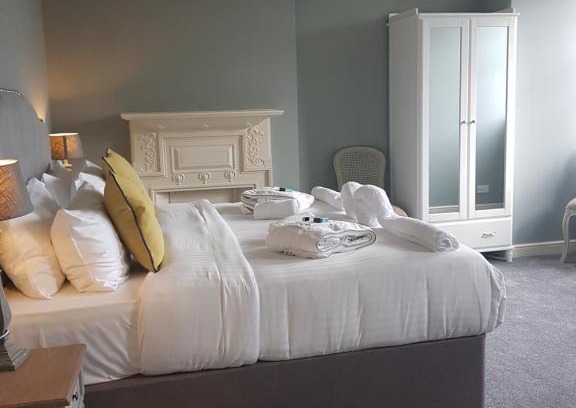 Waltham Forest House | The Royal Oak