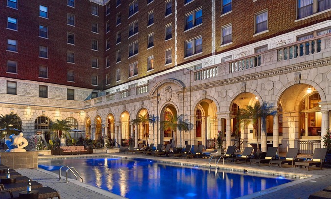 Central West End Hotel | The Royal Sonesta Chase Park Plaza St. Louis