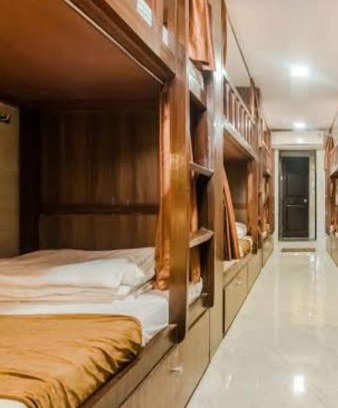 Chembur East Hotel | The Royal Stay Luxury Dormitory