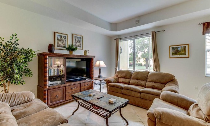 Biggar House | The Sail Harbor: Spinnaker Townhome