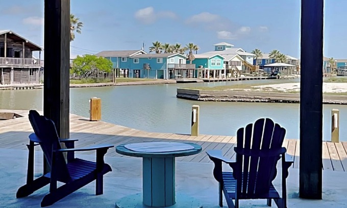 Rockport House | The Salty Dog at Copano Bay | Bay Views