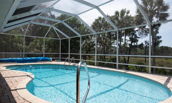 Old Homosassa House | The Sanctuary