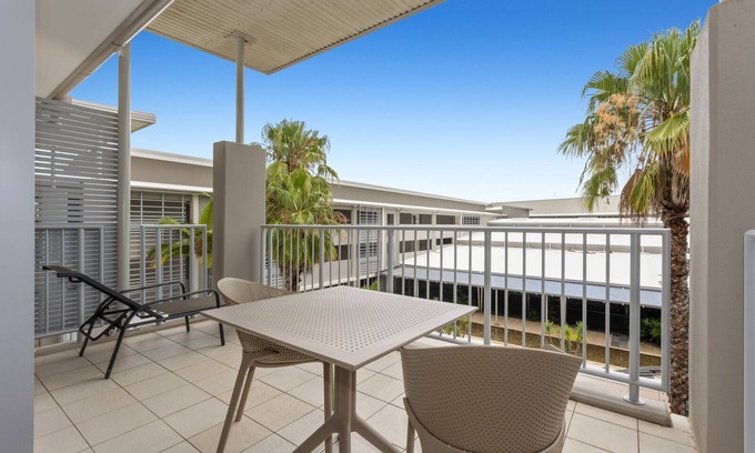 Casuarina Apartment | The Sand Resort Kingscliff - One Bed Spa Suite (8304) - Holiday Management Co.