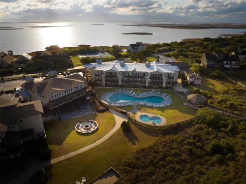 Duck Resort | The Sanderling