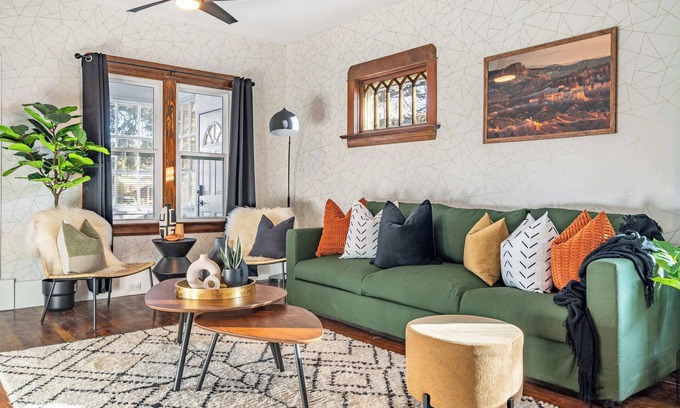 Drumheller House | The Sandlot | Stylish Retreat | Explore Drumheller