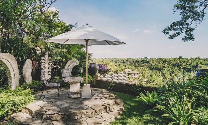 Sayan Villa | The Sayan House