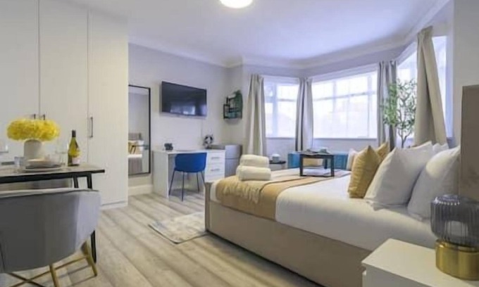 Brent House | The Scandi Room