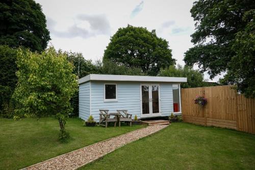 Burwarton Apartment | The school lodge