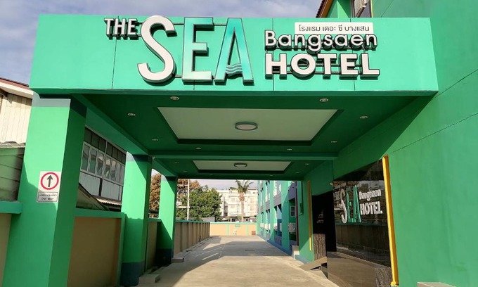 Ban Bang Saen Hotel | The Sea Bangsaen Hotel