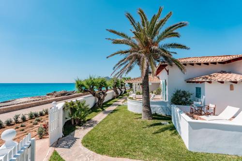Cala Ratjada Bed & Breakfast | The Sea Club