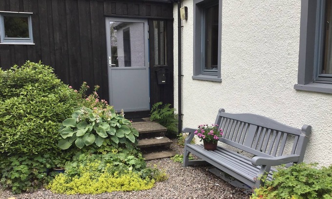 Beinn Orasaigh Cottage | The Seashell A delightful Skye Cottage By The Sea nAmazing Views and Sunsets