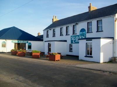 Malin Hotel | The Seaview Tavern