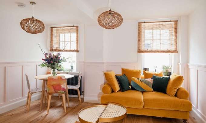 Kingussie Apartment | The Seelies - Aparthotel - The Monarch's Chambers - 2 Bedroom Apartment