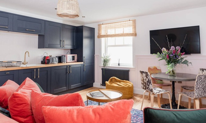 Kingussie Apartment | The Seelies - Aparthotel - The Marquess's Parlour - 2 Bedroom Apartment