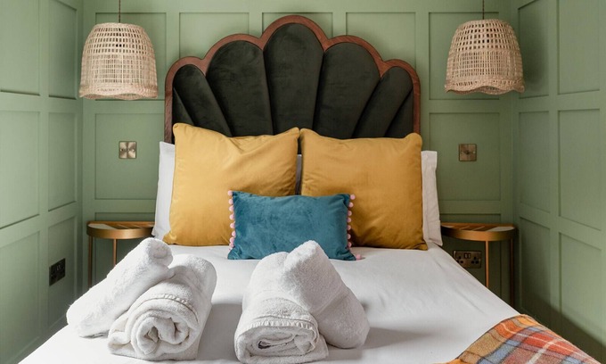 Kingussie Condo | The Seelies - Aparthotel - The Writer's Residence - 1 Bedroom Apartment