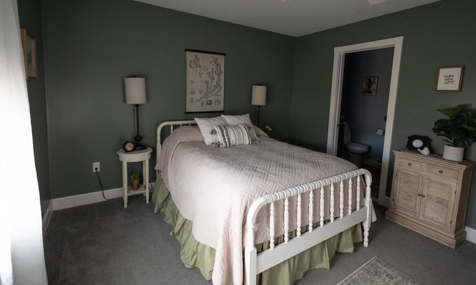 Huntington Mills Bed & Breakfast | The Sequoia Room located 7 miles from Ricketts Glen State Park