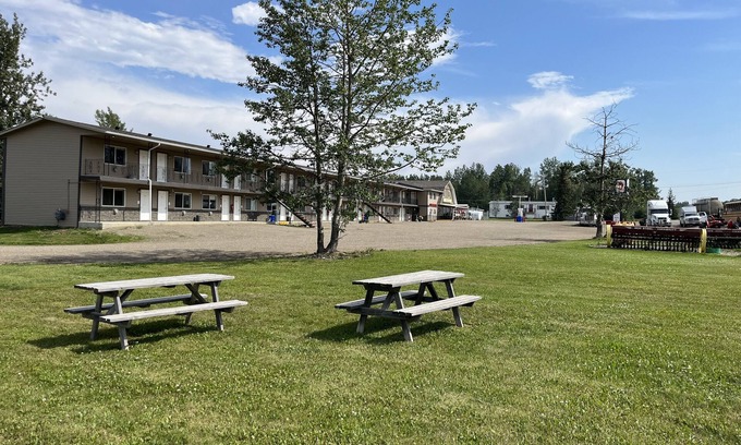 Peace River Regional District Hotel | The Shepherd's Inn
