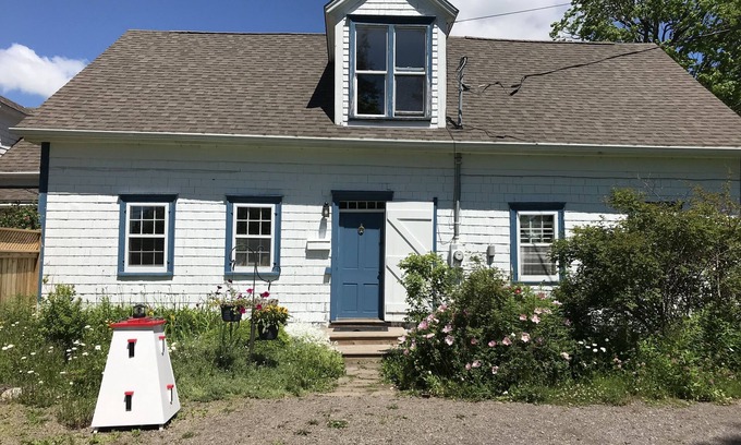 West Quaco Cottage | The Shipbuilder's Cottage-Two Century Old Charm