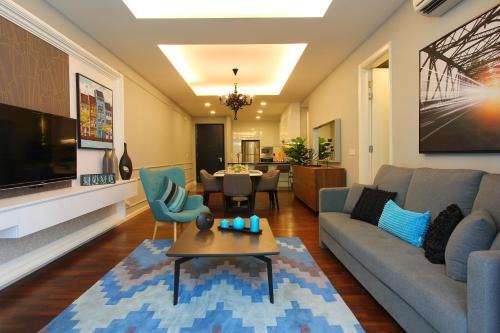 Bunga Paya Pantai Apartment | The Shore Residence Apartment