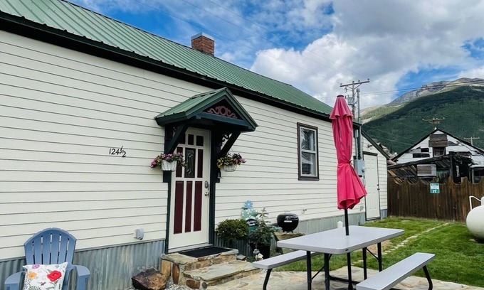 Silverton Cottage | The Shotgun House.