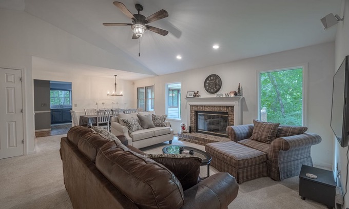 Innsbrook House | The Silver Fox Retreat by Innsbrook Vacations!