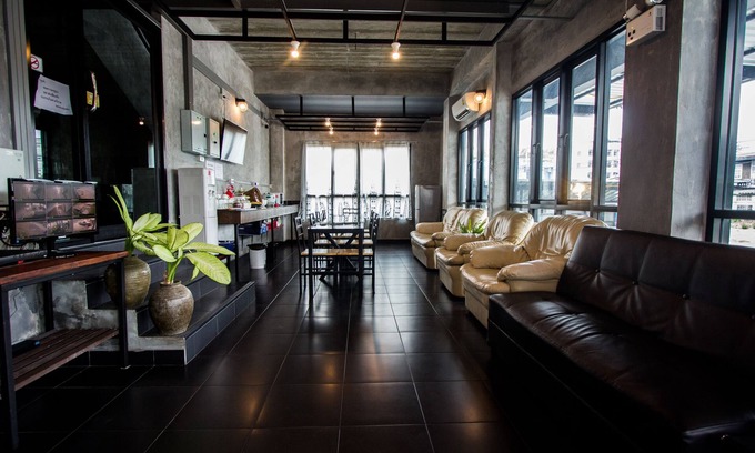 Rangsit Hotel | The Sky Loft Hotel