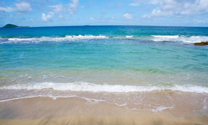 St. Patrick Apartment | The Sloop Apartment, Private, Beachfront, Pool