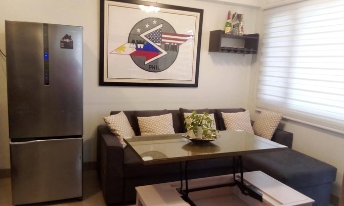 Barangay 76 Condo | The SPLENDOR: Comfortable living by Awsom Phil