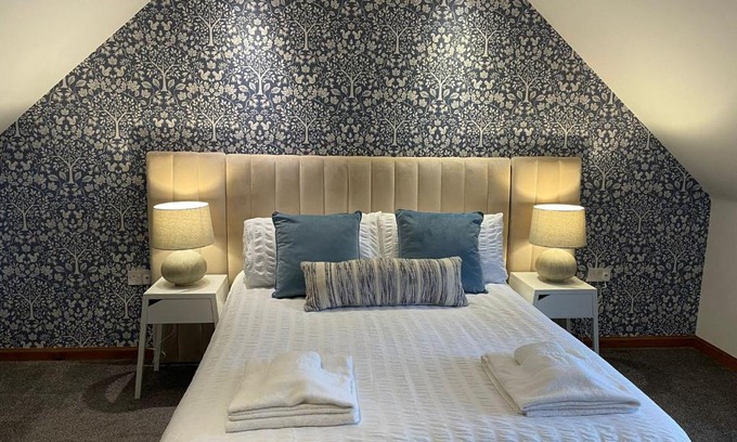 Kintore Hotel | The Square Kintore
