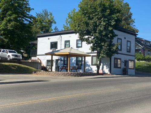 St. Maries Hotel | The St Maries Inn