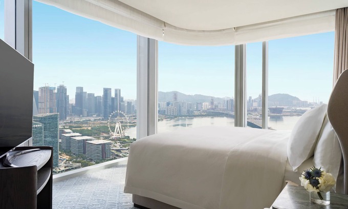 Bao'an Hotel | The St. Regis Shenzhen Bao'an