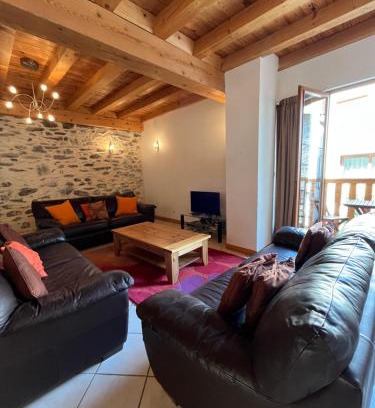 Le Bourg-d'Oisans House | The Stable House Bourg d’Oisans -bike/hike/ski